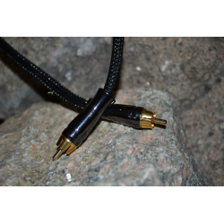 Her ser du 0,7m Digilink Copper II fra LFD Audio