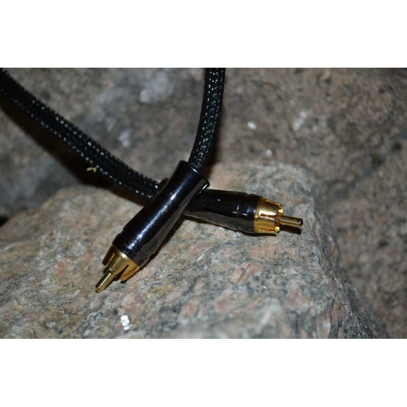 Her ser du 0,7m Digilink Copper II fra LFD Audio