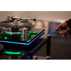 Her ser du Signature Delphi Mk VI 2. Gen fra Oracle Audio