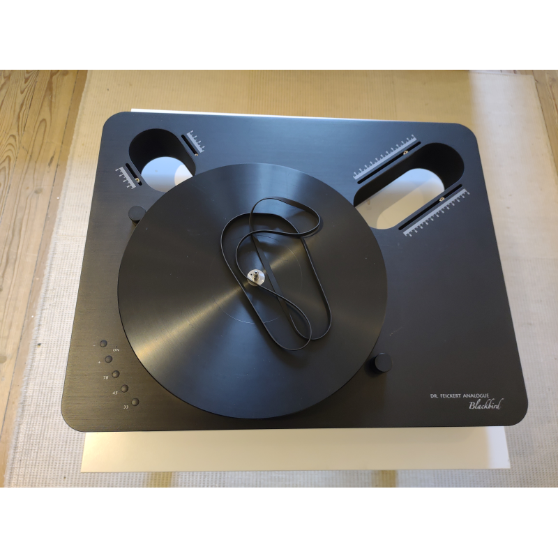 Her ser du Brugt Dr. Feickert Blackbird fra Dr. Feickert Analogue