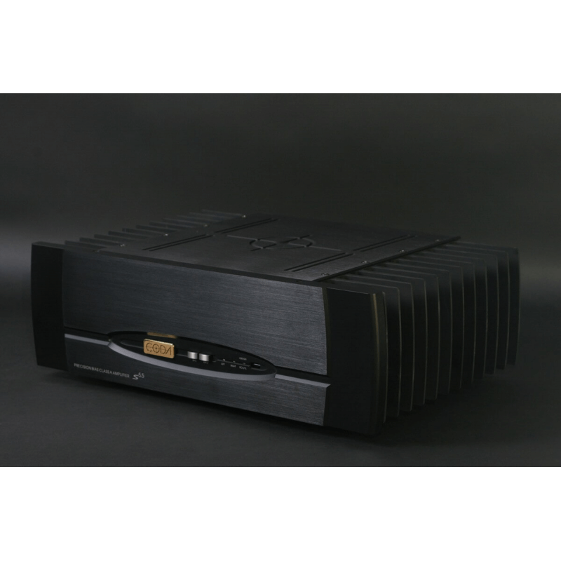Her ser du Amplifier S5.5 fra Coda Her ser du Amplifier S5.5 fra Coda