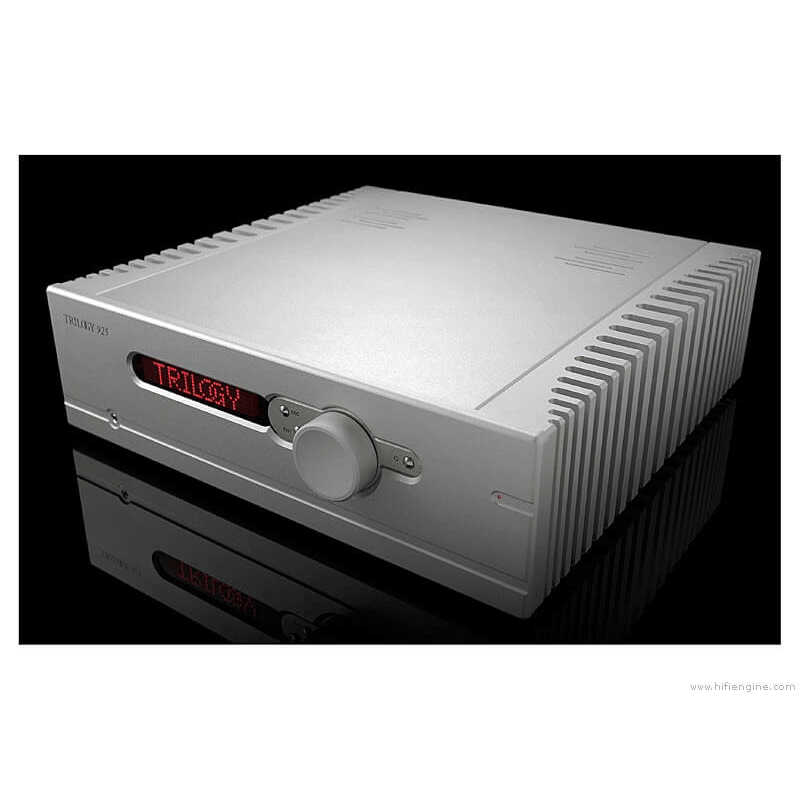 Her ser du 925 Integrated amplifier 135W fra Trilogy Audio